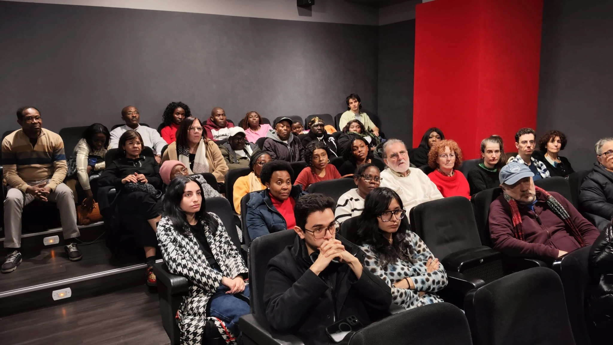 Postales del estreno de "La Isla".