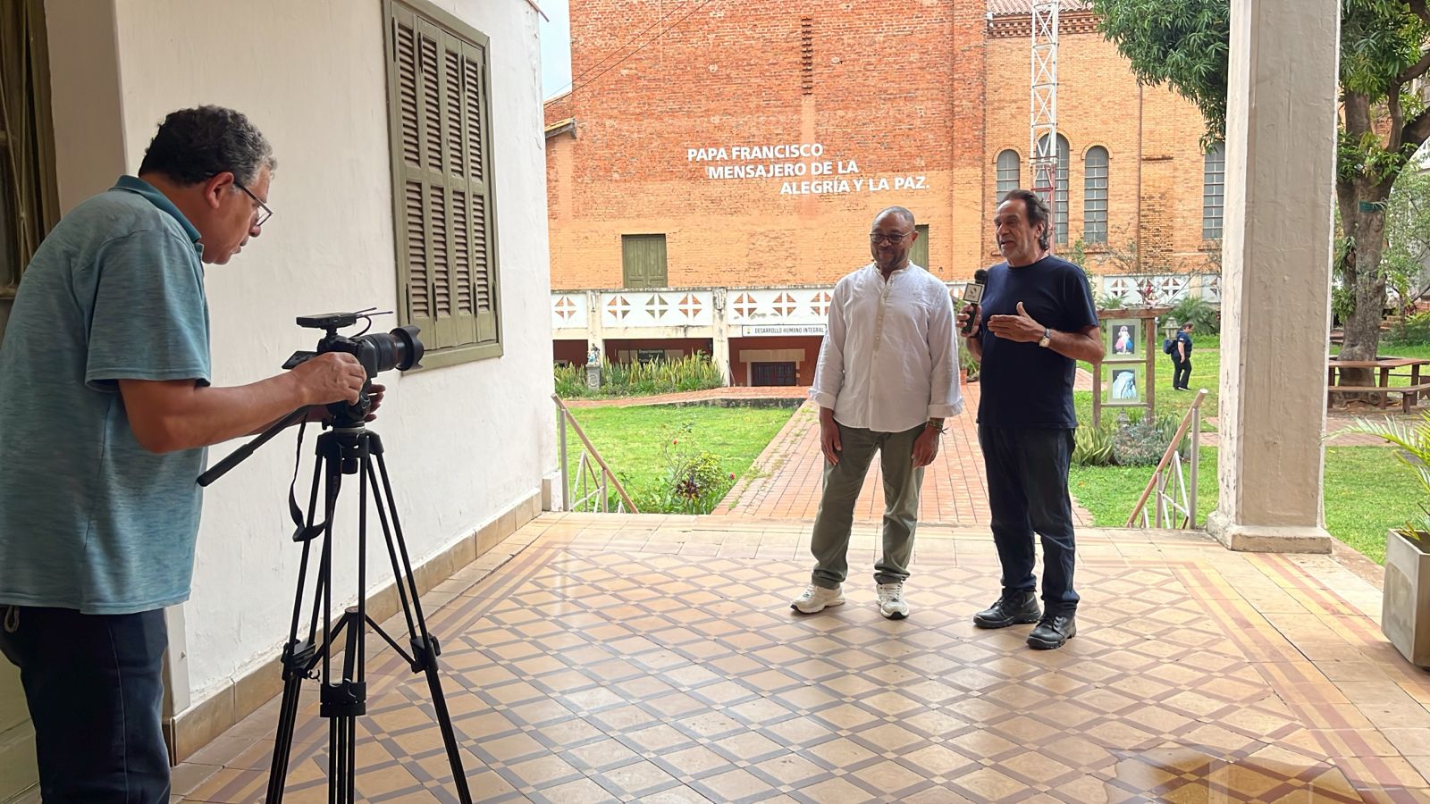 Orlando Cartagena Lagar junto a Mario Casartelli.