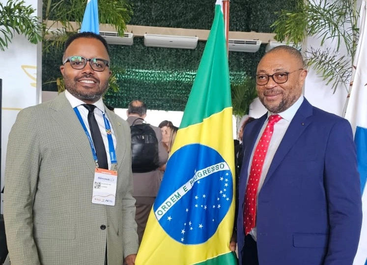 Orlando Cartagena Lagar, en la Cumbre de Mercociudades de Brasil, junto a líderes de Latinoamérica.