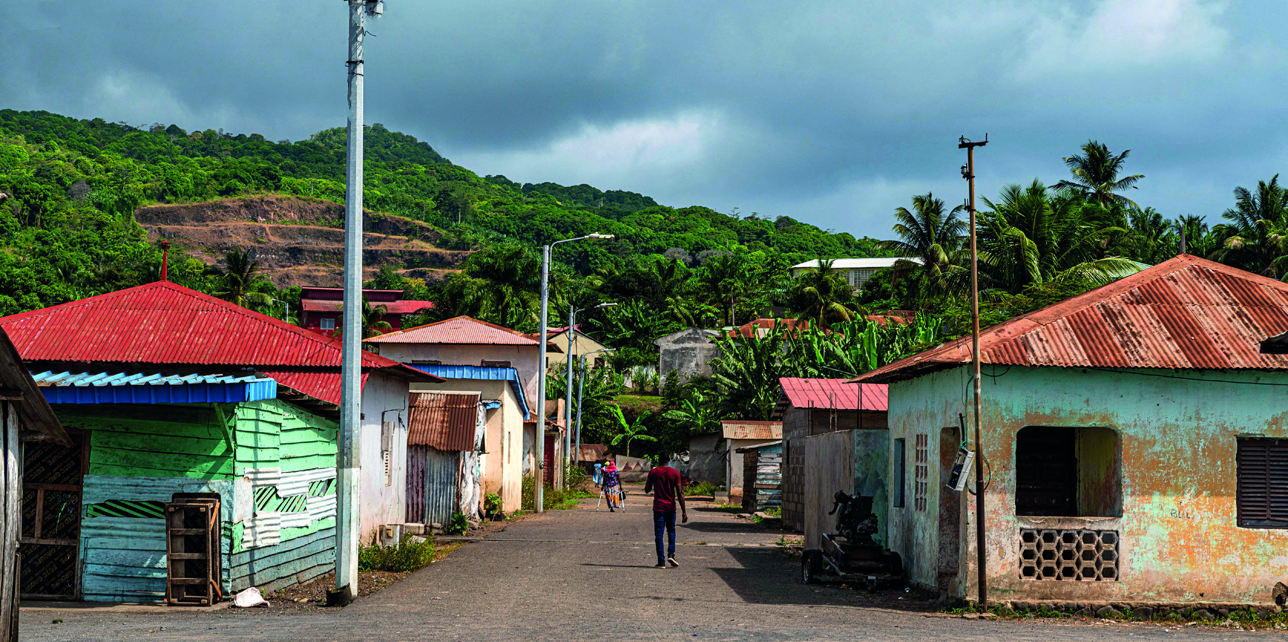 Afrique Magazine definió a Annobón como “Îlot de Résistance”.